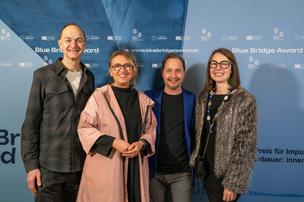 Jury und Herausgeberinnen